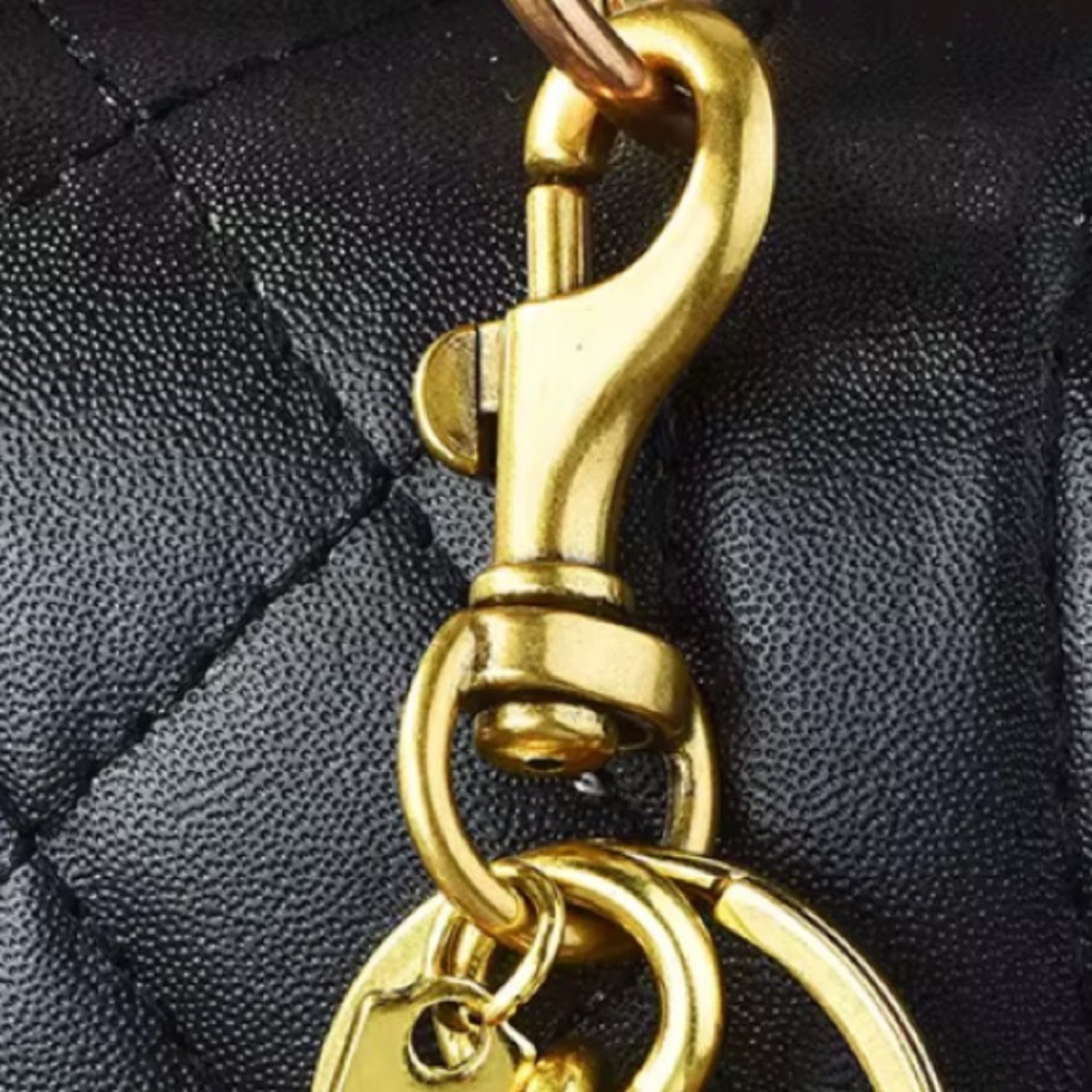 Apple Bag Charm/Key Chain. - Picture 5 of 7